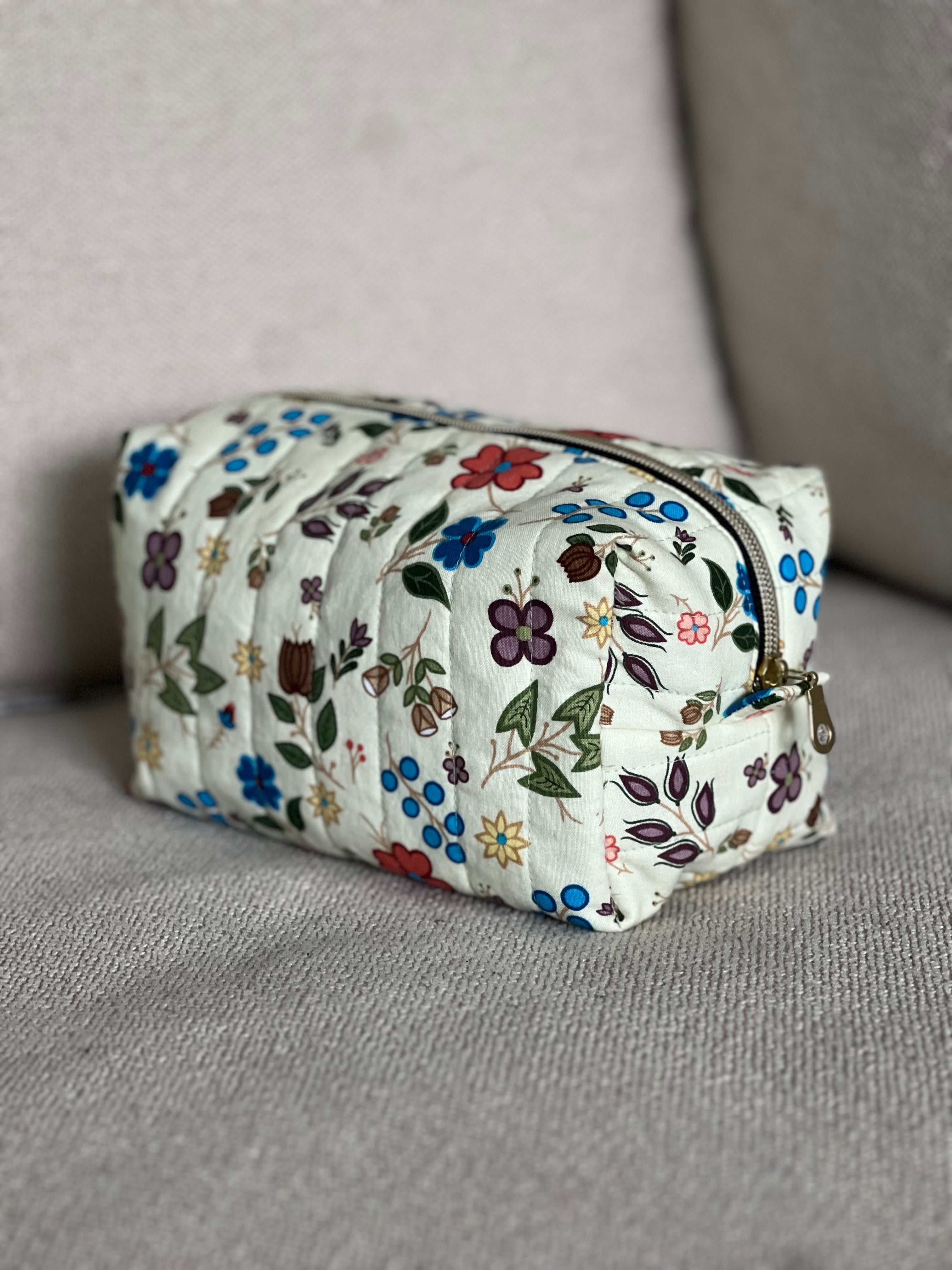 Quilted Pouch - Large (Cream)