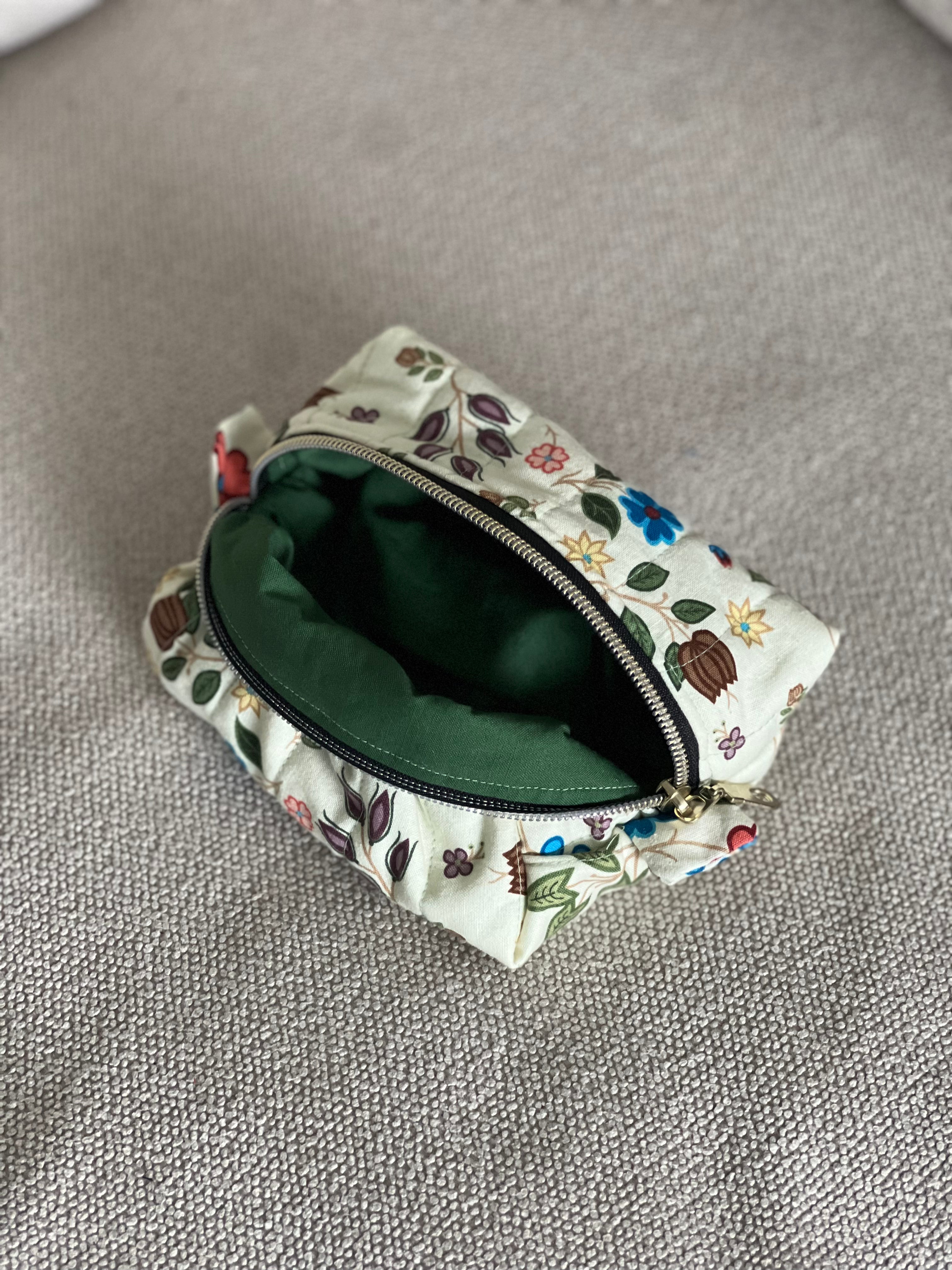 Quilted Pouch - Cream (Small)