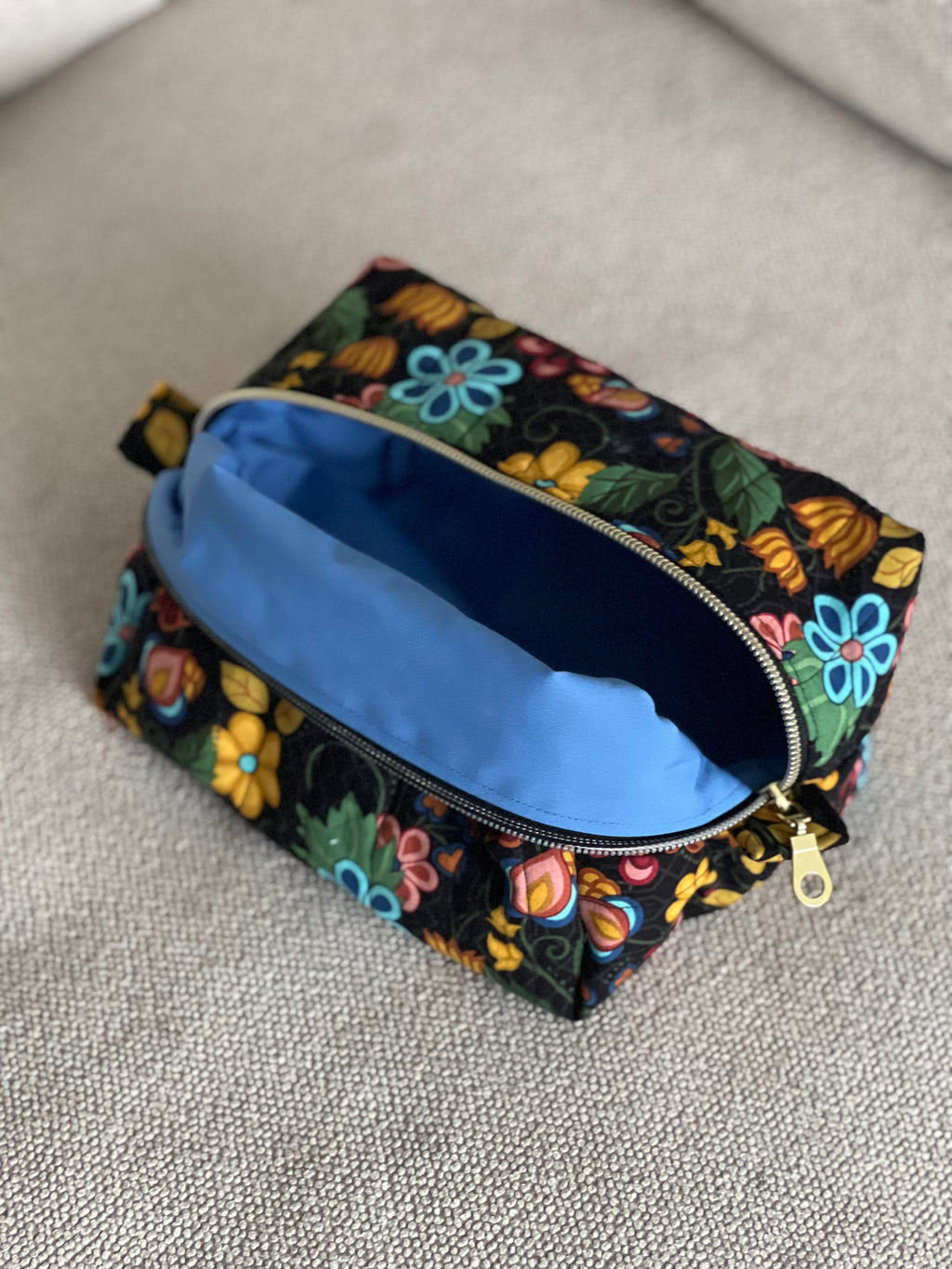 Quilted Pouch - Black (Medium)